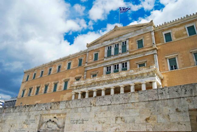 Grecia respinge planul de reforme al creditorilor internaţionali. “E absurd şi nerealist”, spune Atena Grecia respinge planul de reforme al creditorilor internaţionali. “E absurd şi nerealist”, spune Atena