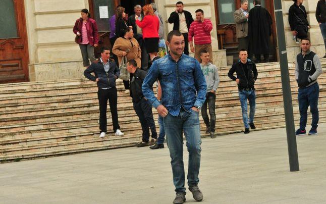 ULTIMA ORĂ. Ce a decis Poliţia Vaslui în cazul celor şapte violatori! SURSE: procurorii şi judecătorii care au anchetat cazul, în vizorul INSPECŢIEI JUDICIARE ULTIMA ORĂ. Ce a decis Poliţia Vaslui în cazul celor şapte violatori! SURSE: procurorii şi judecătorii care au anchetat cazul, în vizorul INSPECŢIEI JUDICIARE