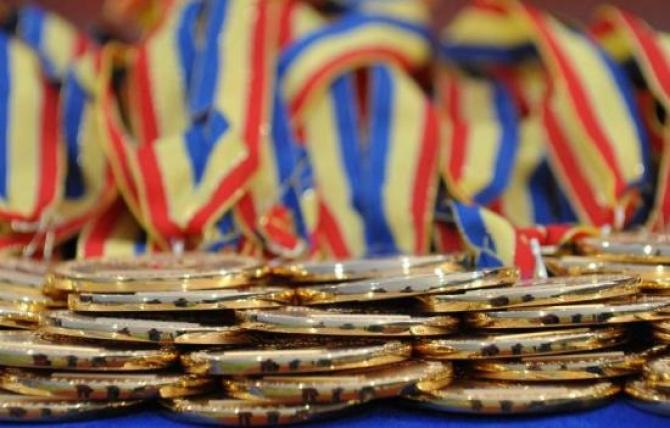 Lotul României, medalii în linie la Olimpiada Internaţională de chimie: aur, argint şi bronz!