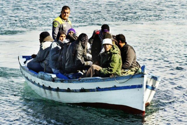 Italia: autoritățile nu mai au locuri în cimitire pentru refugiații care mor pe Mediterana