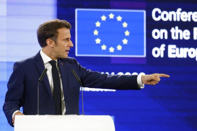 Macron: Ucraina nu poate deveni membră a Uniunii înainte de „probabil câteva decenii”