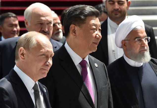 De ce Occidentul este îngrijorat de revenirea „axei răului” formată din Rusia, China, Iran și Coreea de Nord