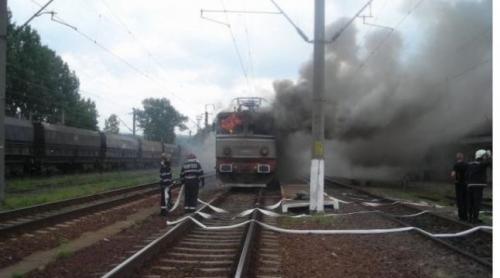 ISU Prahova: Pericolul de explozie în gara Breaza înlăturat. Traficul feroviar oprit. 56 de persoane evacuate! 